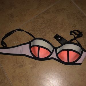 Triangl Bikini Top